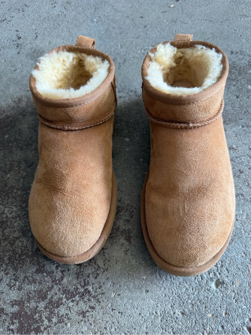 Ugg ultra mini - Kids Cozy Shearling-Lined Suede Boot - Chestnut